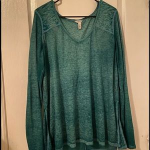 XL Flowy blue long sleeve shirt